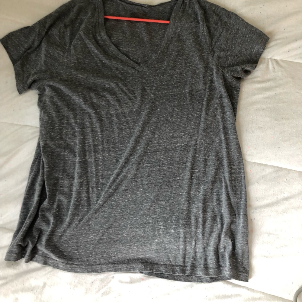 Grey v neck t-shirt